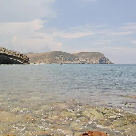 Gospodarstwo wiejskie εlena's House Akrotiri (Naxos)